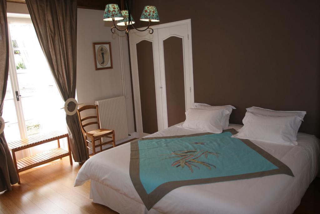 Bed and Breakfast Fleurs De Vignes Piscine Montagny-les-Beaune Номер фото